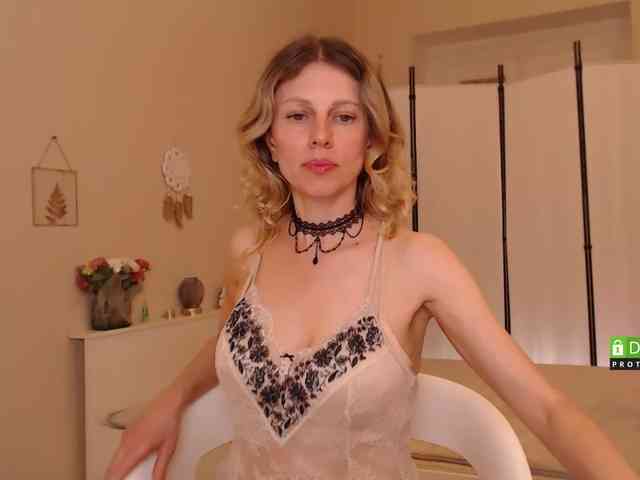 Miss_Misso webcam
