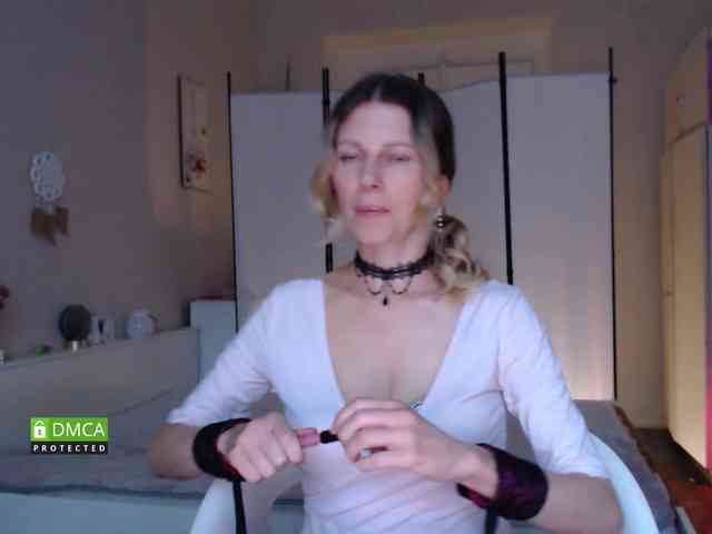 Miss_Misso webcam