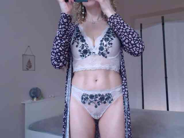 Miss_Misso webcam