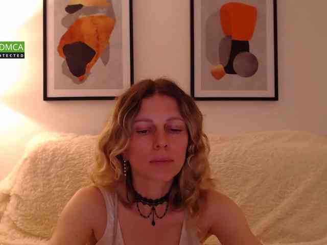 Miss_Misso webcam