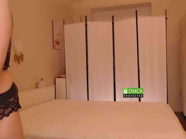 Miss_Misso webcam