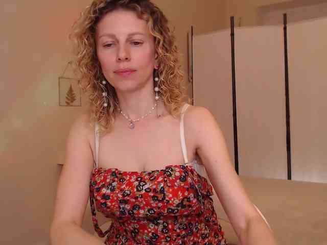 Miss_Misso webcam