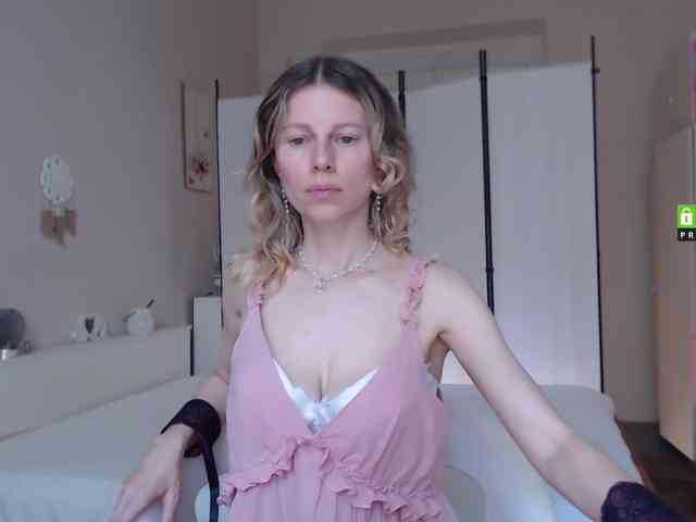 Miss_Misso webcam