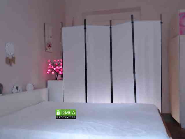 Miss_Misso webcam