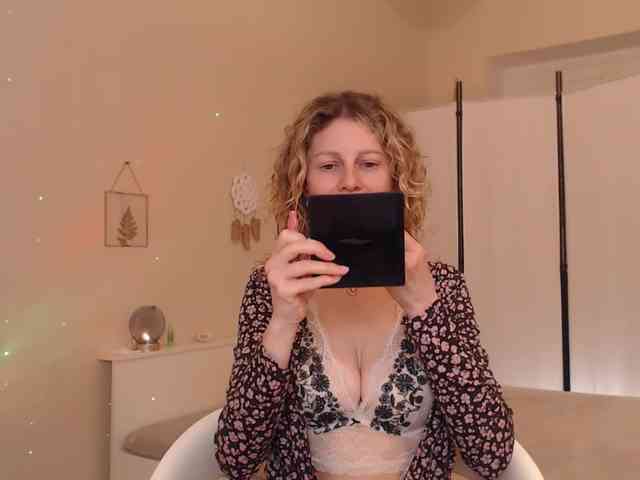 Miss_Misso webcam