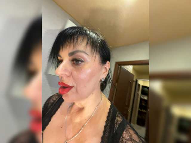 lanysikk live cam on BongaCams