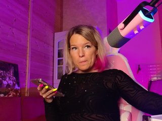 Findom_Lady_Shine