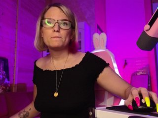 Findom_Lady_Shine
