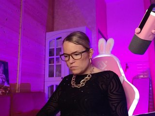 Findom_Lady_Shine