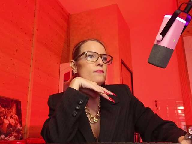 sweeteve050's BongaCams show and profile