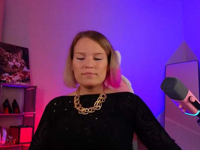 Lady_Shine live cam