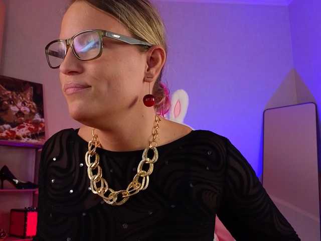 Lady_Shine