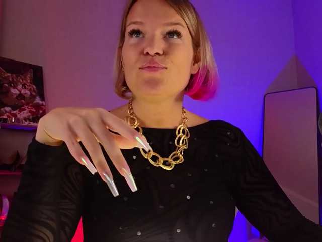 sweeteve050 live cam on BongaCams