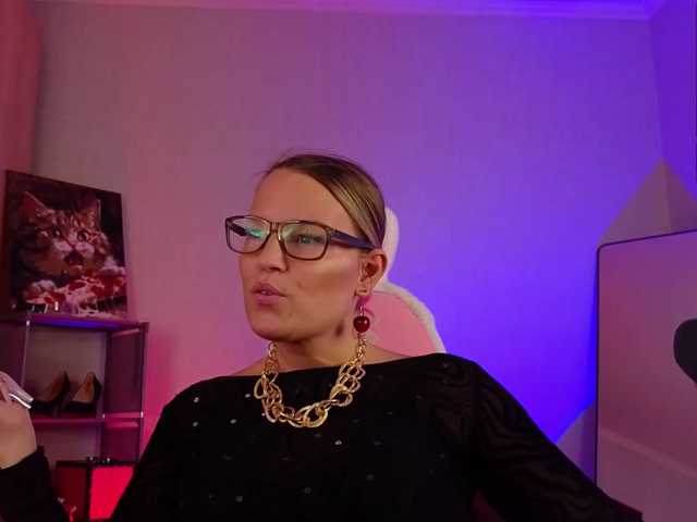 Lady_Shine