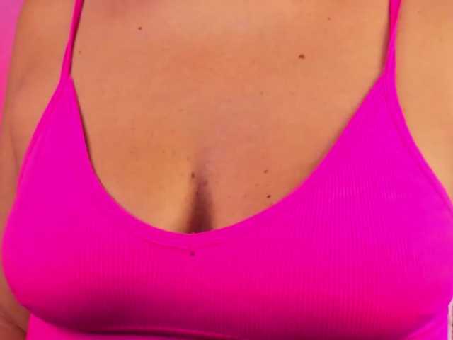 Lady_Shine live cam on BongaCams
