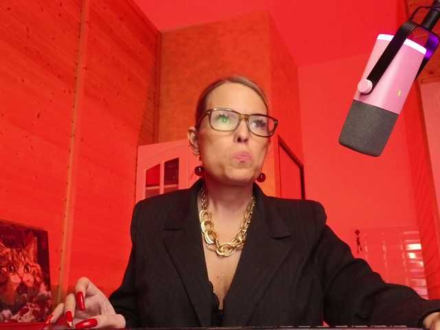 Preview of findom_lady_shine