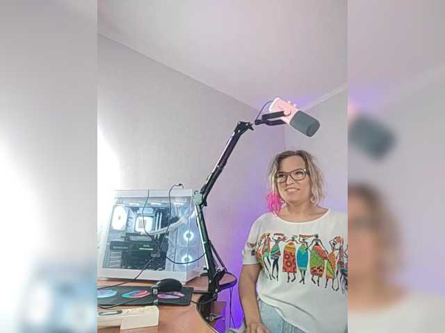 sweeteve050 live cam on BongaCams