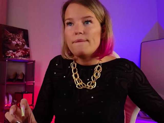 Lady_Shine live cam preview