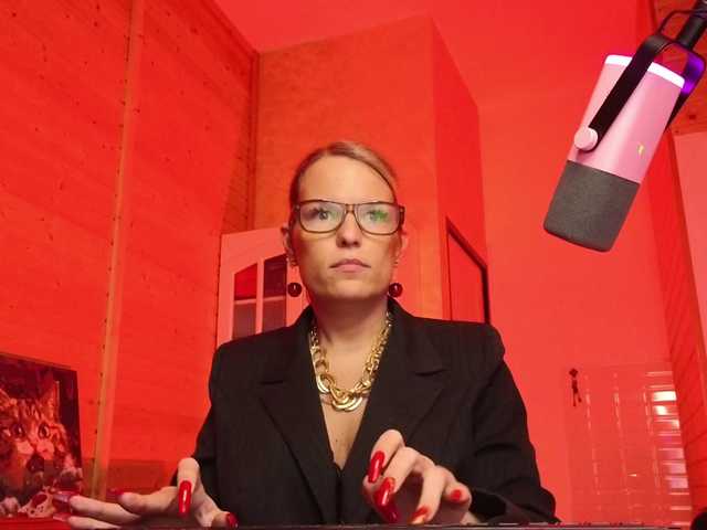 Preview of findom_lady_shine