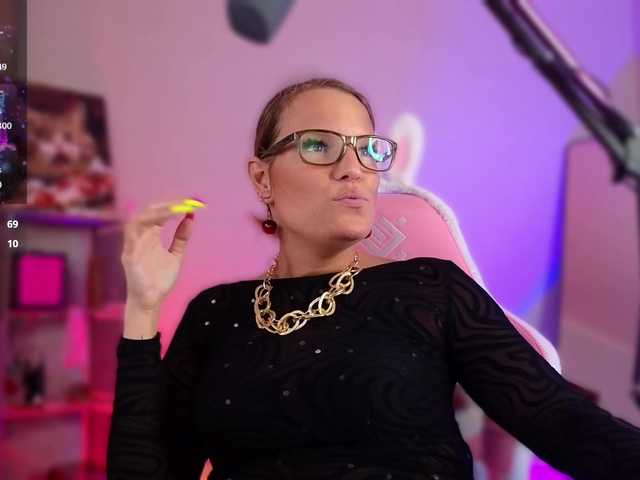 Lady_Shine live cam preview