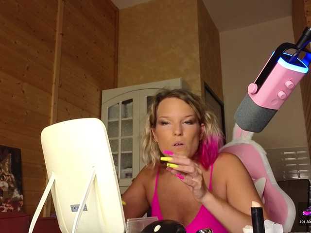 Findom_Lady_Shine