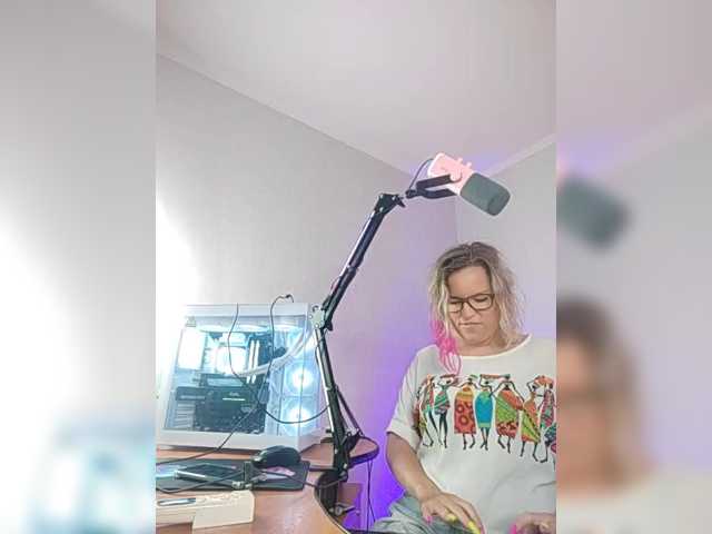 Lady_Shine