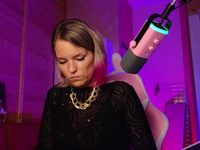 sweeteve050 live sex show