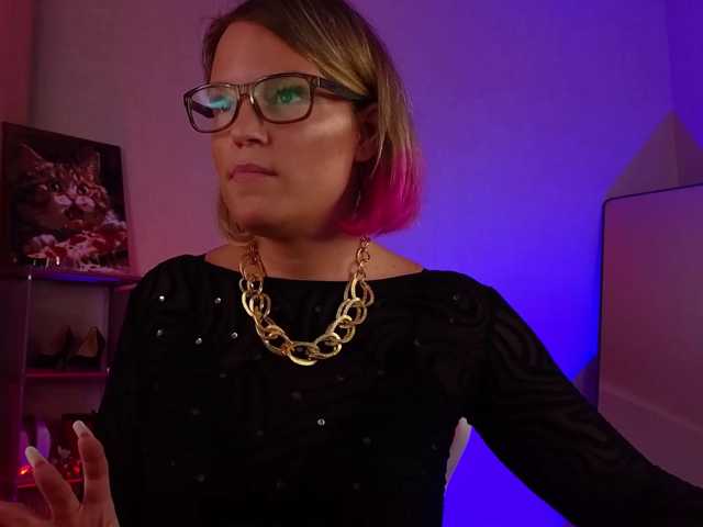 sweeteve050, en vivo ahora en BongaCams