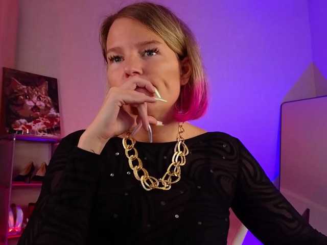 Lady_Shine live cam preview