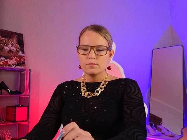 Lady_Shine