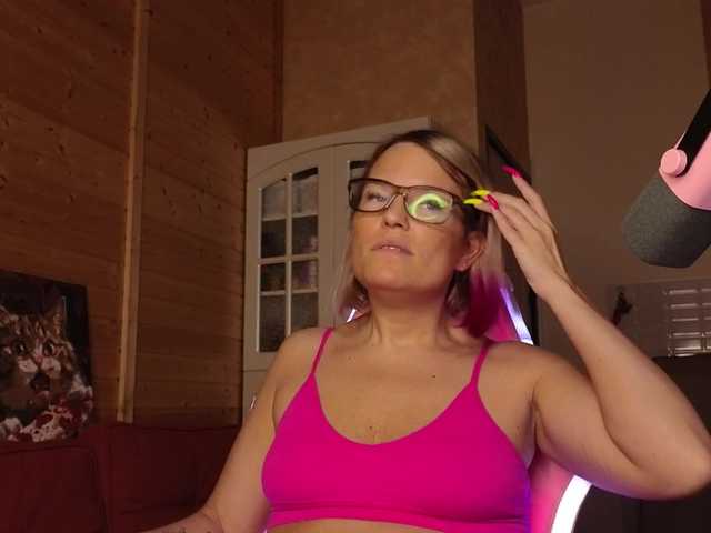 sweeteve050 cam belle