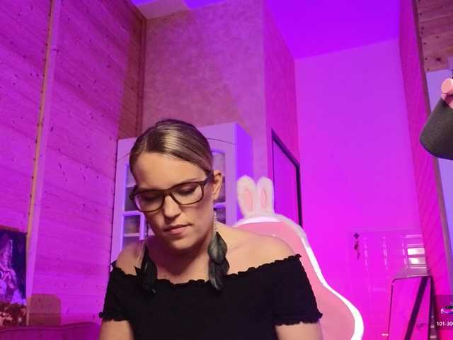 Preview of findom_lady_shine