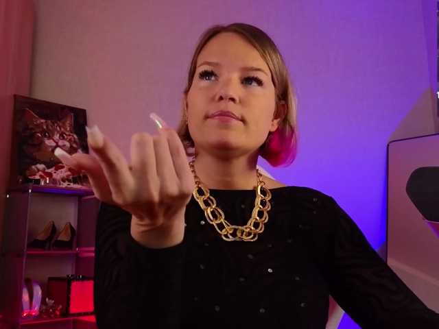 sweeteve050 live cam on BongaCams