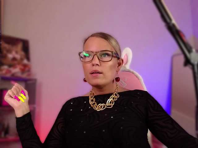 Lady_Shine