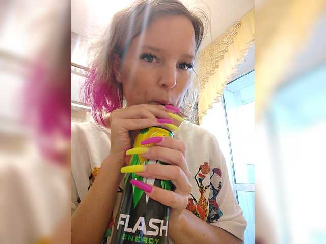sweeteve050 live cam