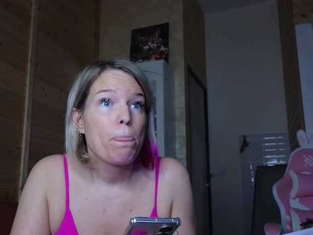 sweeteve050 cam belle