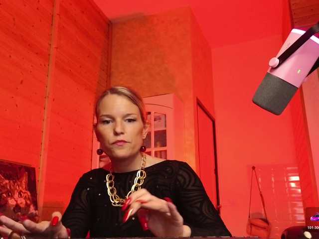 sweeteve050's BongaCams show and profile