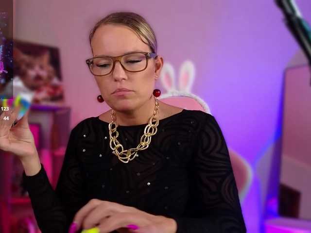 Lady_Shine