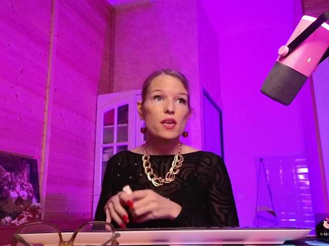 sweeteve050's BongaCams show and profile