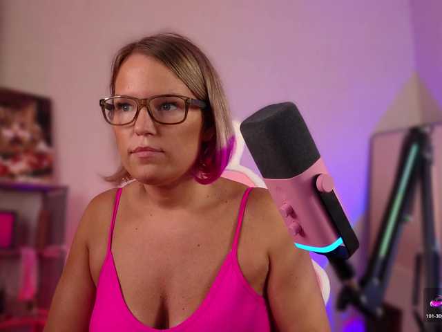 sweeteve050 live cam