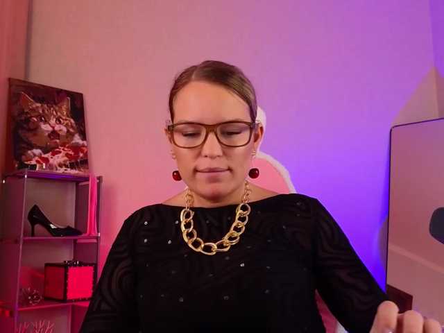 sweeteve050 live cam on BongaCams
