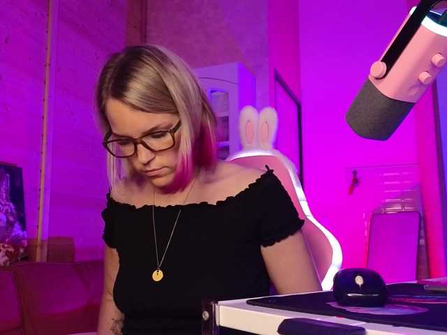 sweeteve050 live sex