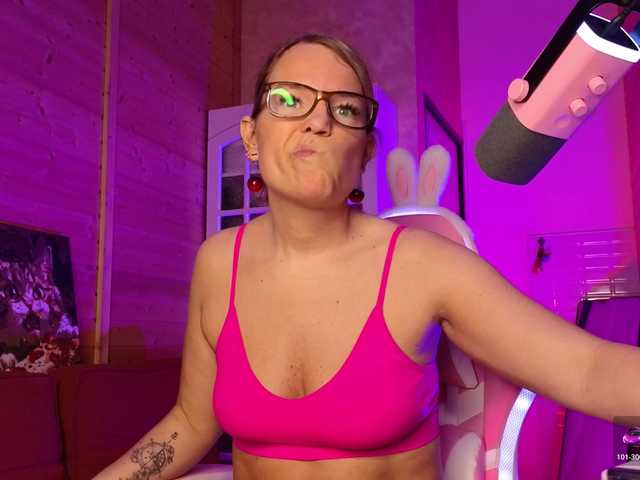 sweeteve050 live sex show