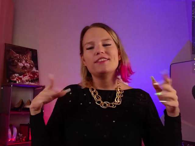 sweeteve050 live cam on BongaCams