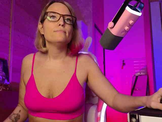 Findom_Lady_Shine
