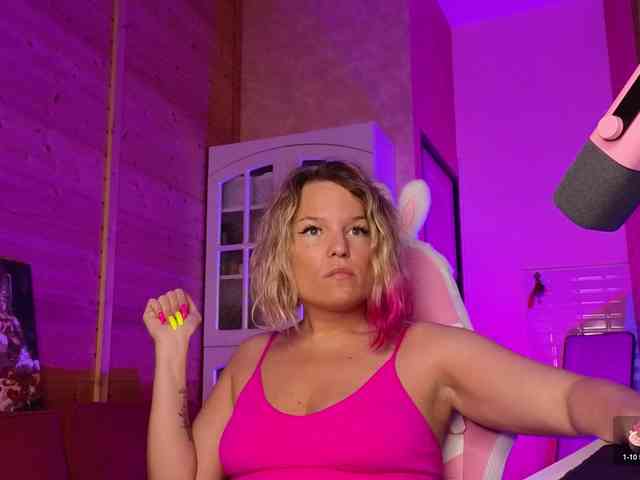 Findom_Lady_Shine webcam