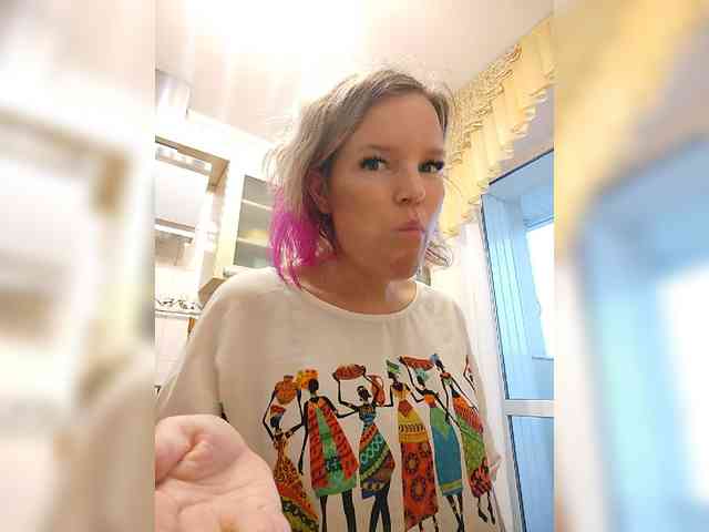 Lady_Shine webcam