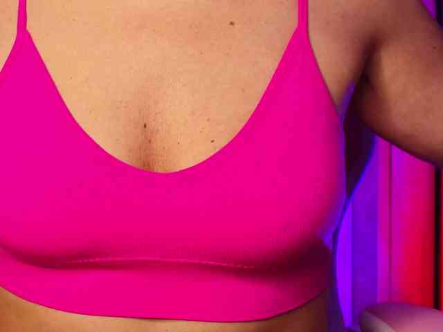 Findom_Lady_Shine webcam