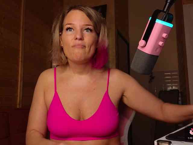Findom_Lady_Shine webcam