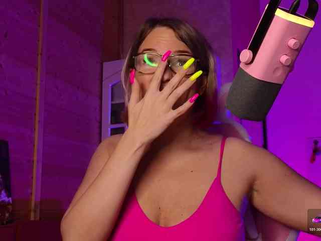 Findom_Lady_Shine webcam